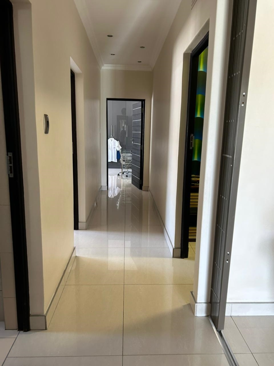 4 Bedroom Property for Sale in Rustenburg Ext 26 North West